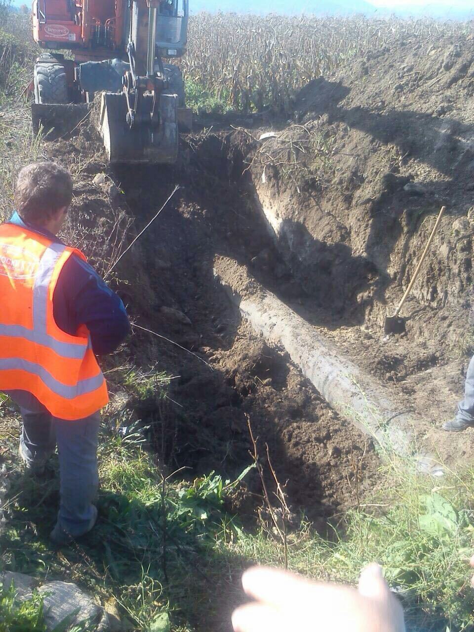 c008e58c6e10162606af1f3c333e372ba5514035623dbbf5a2547bdea6cd6e6b